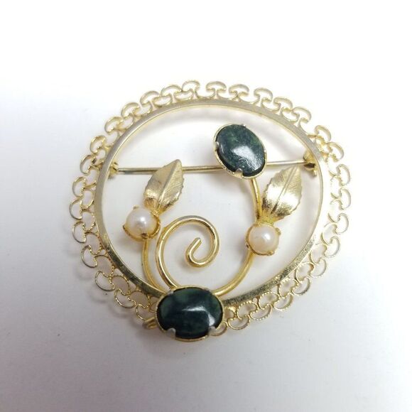 Vintage 12k Yellow Gold Filled Circle Brooch, Green Cabochon Faux Pearl Center - Picture 1 of 5
